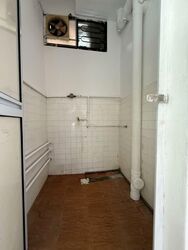 Clementi Avenue 2 Shopping Centre (D5), Retail #563203251